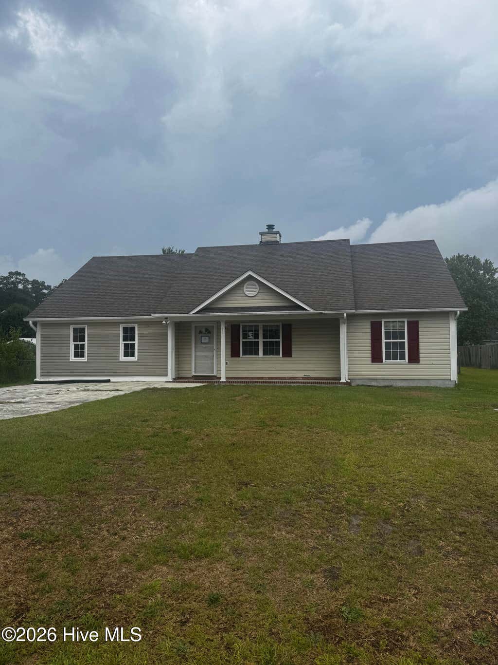 Photo of 111 Quail Creek Drive, Hubert, NC 28539 (MLS # 100585275)