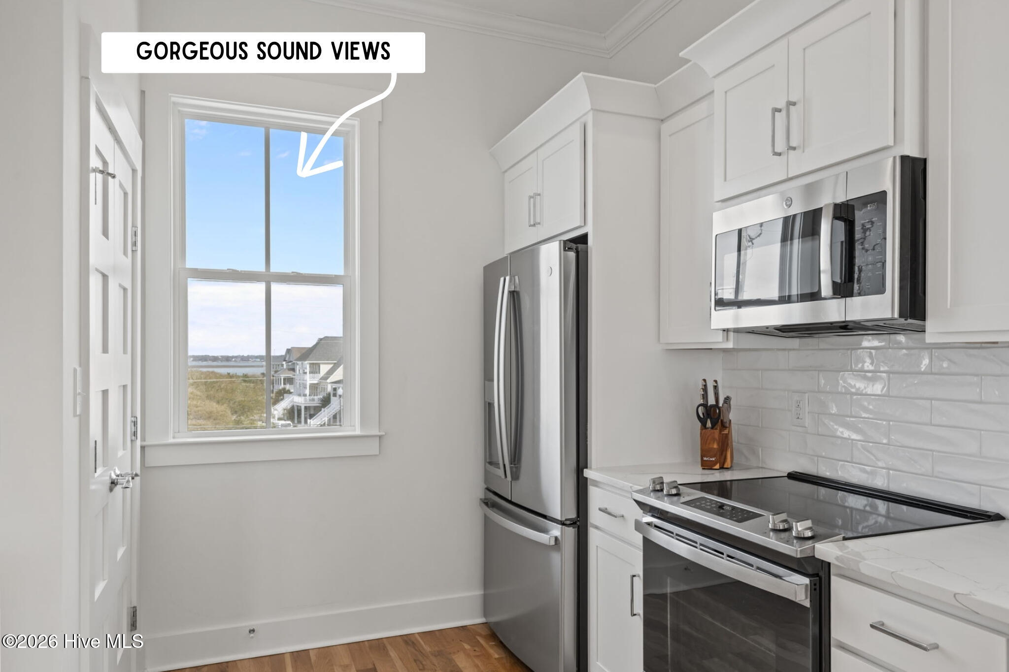 1607 W Fort Macon Road