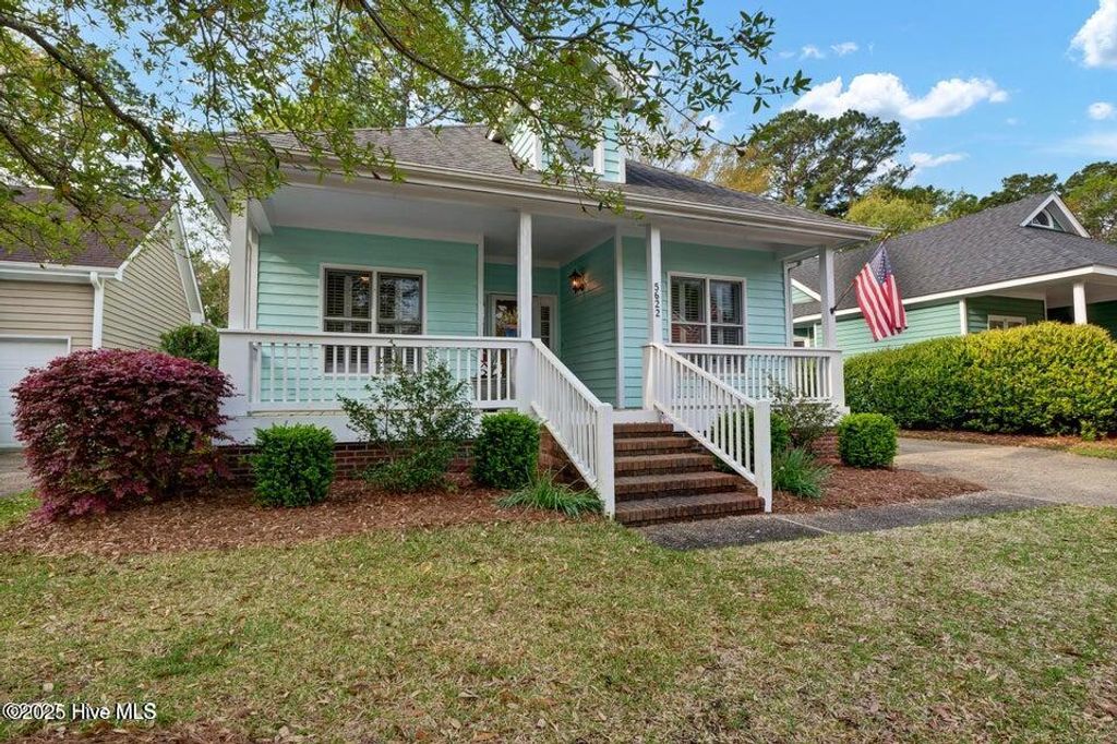 Photo of 5622 Shell Road Village Drive, Wilmington, NC 28403 (MLS # 100543031)