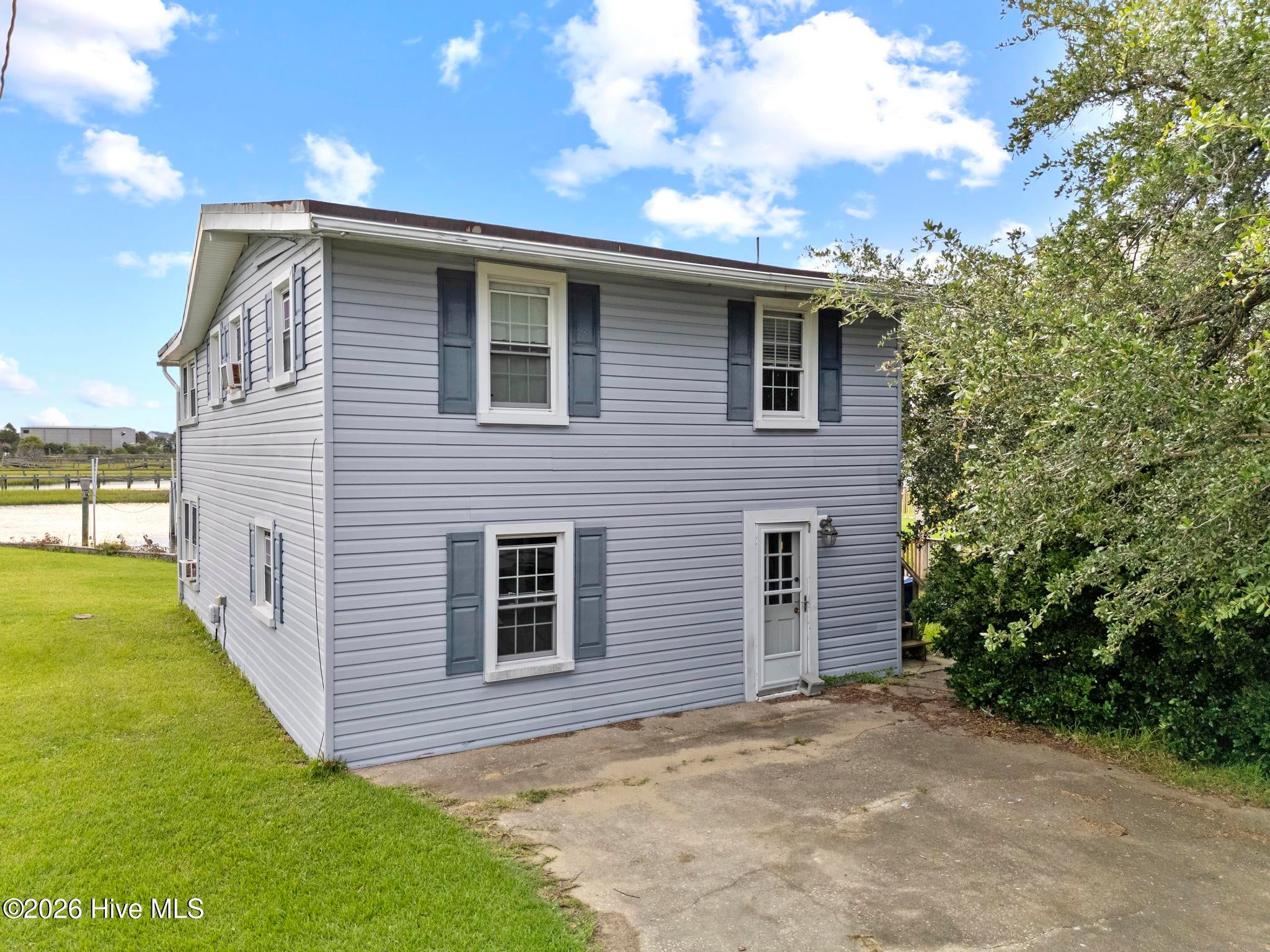 115 Cedar Lane