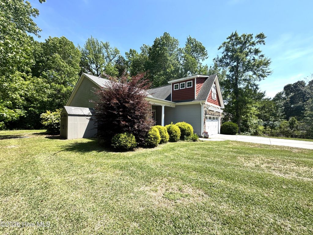 Photo of 123 Vista Lane, Hampstead, NC 28443 (MLS # 100571783)