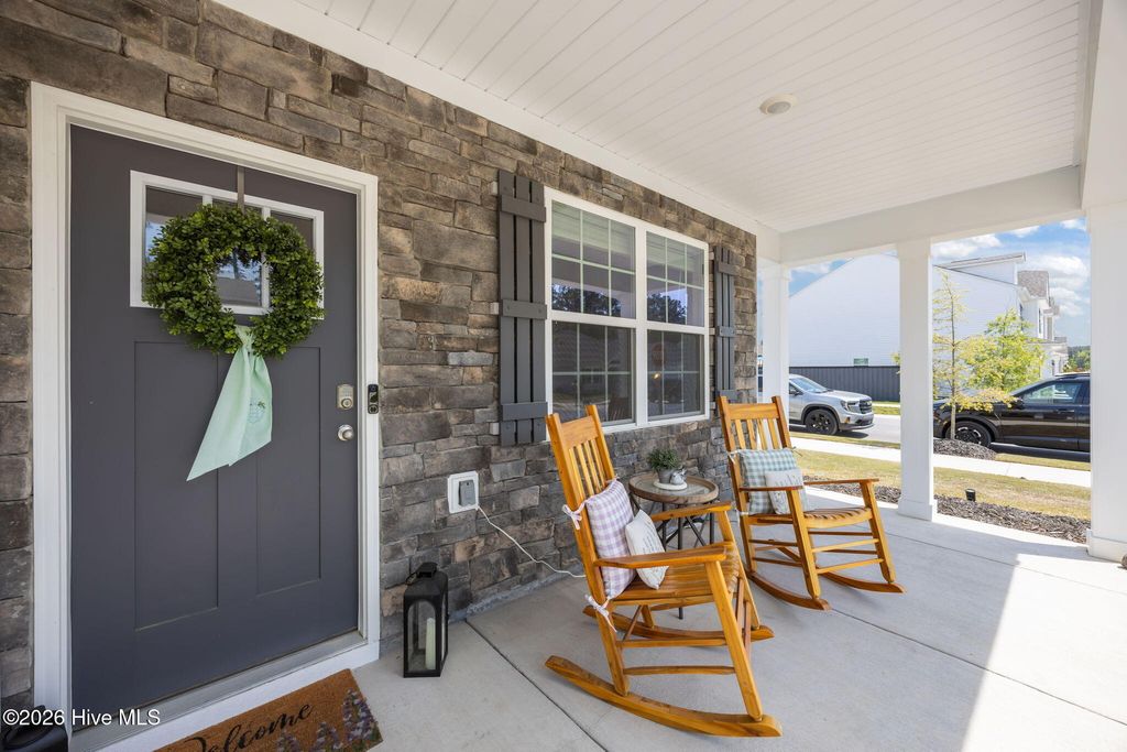 Photo of 1015 Montford Drive, New Bern, NC 28562 (MLS # 100568974)