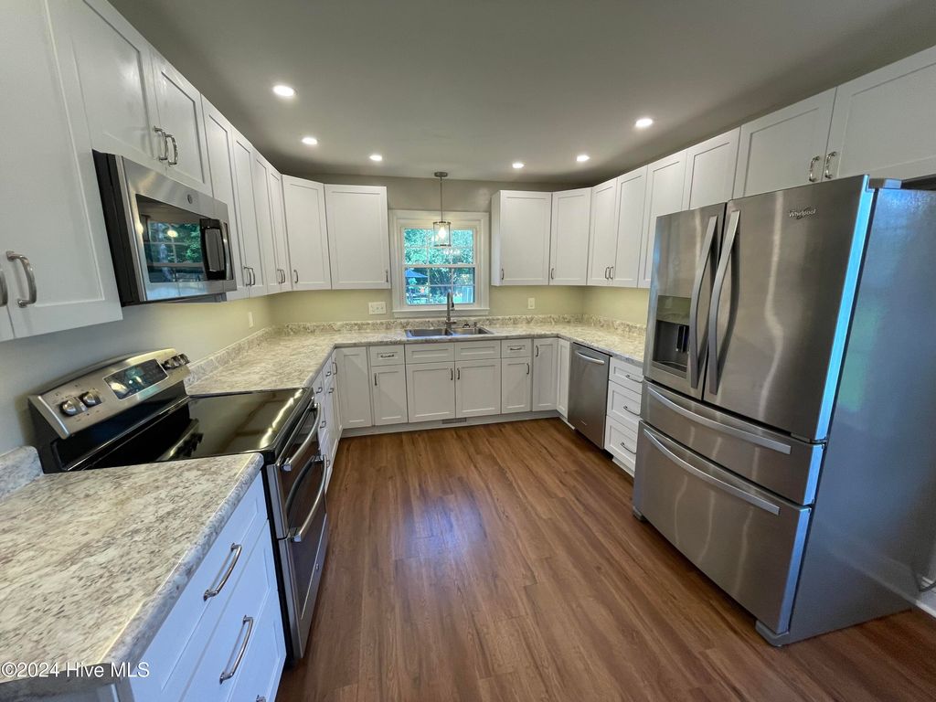 Photo of 102 Deerfield Road, Castle Hayne, NC 28429 (MLS # 100549499)