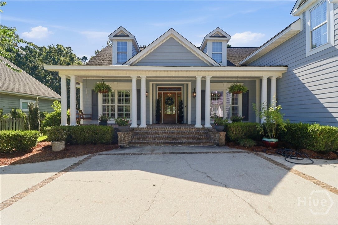 41 Crestwood Drive