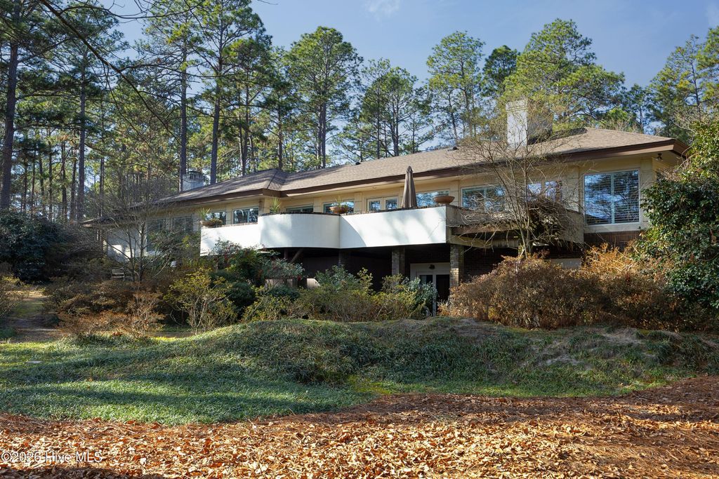 Photo of 5 Clubhouse Drive, Pinehurst, NC 28374 (MLS # 100552388)