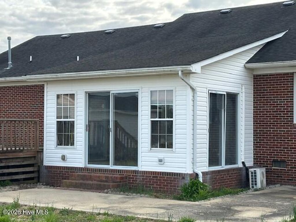 Photo of 813 Cherry Glade Road, Elizabeth City, NC 27909 (MLS # 100563503)