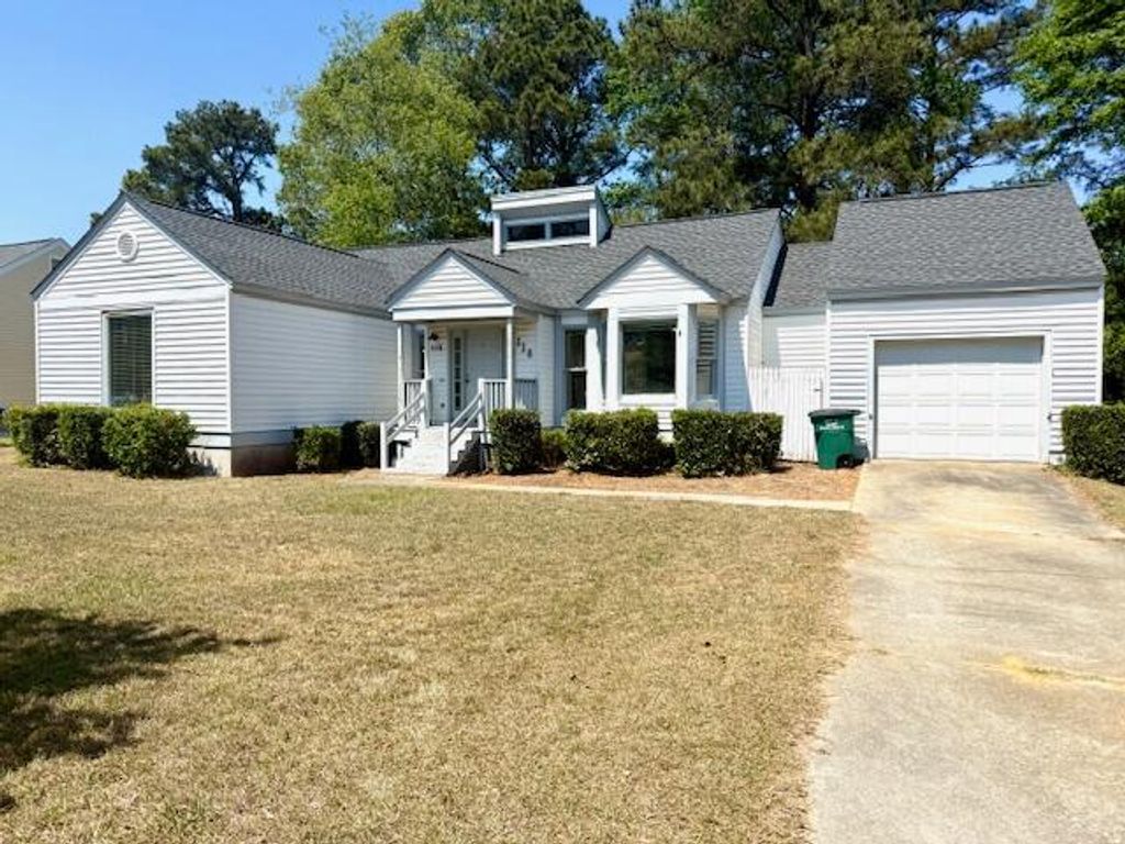 Photo of 118 Robinwood Drive, Aiken, SC 29803 (MLS # 554593)