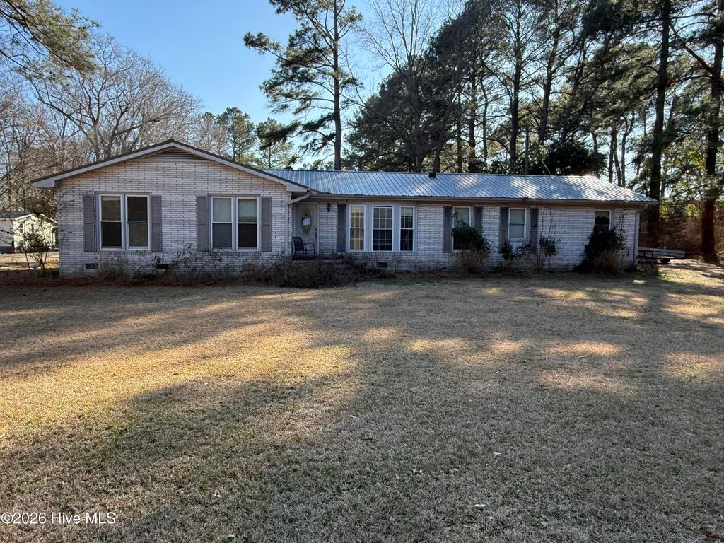 Photo of 4938 Emma Cannon Road, Ayden, NC 28513 (MLS # 100556066)