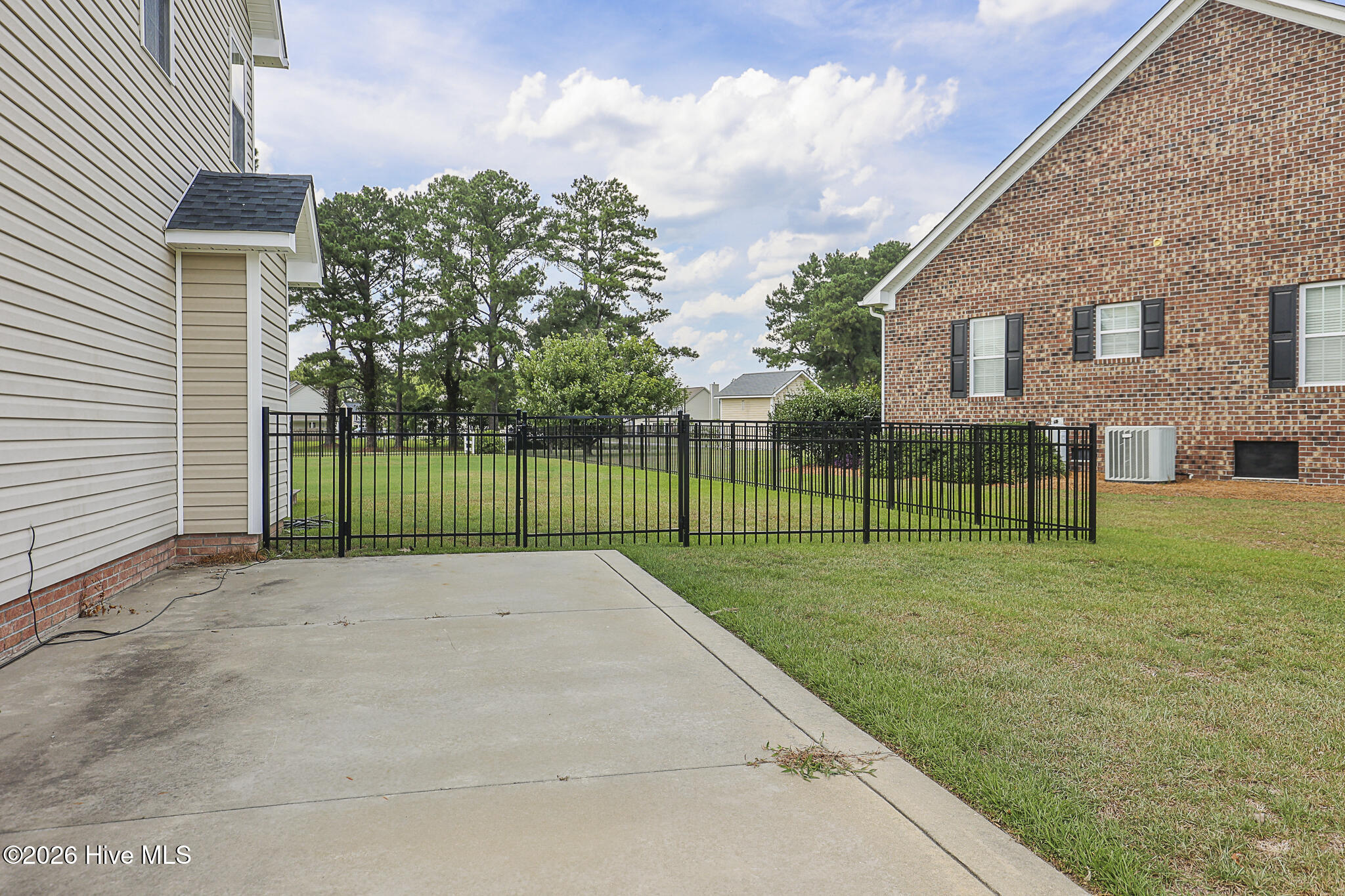 202 S River Drive