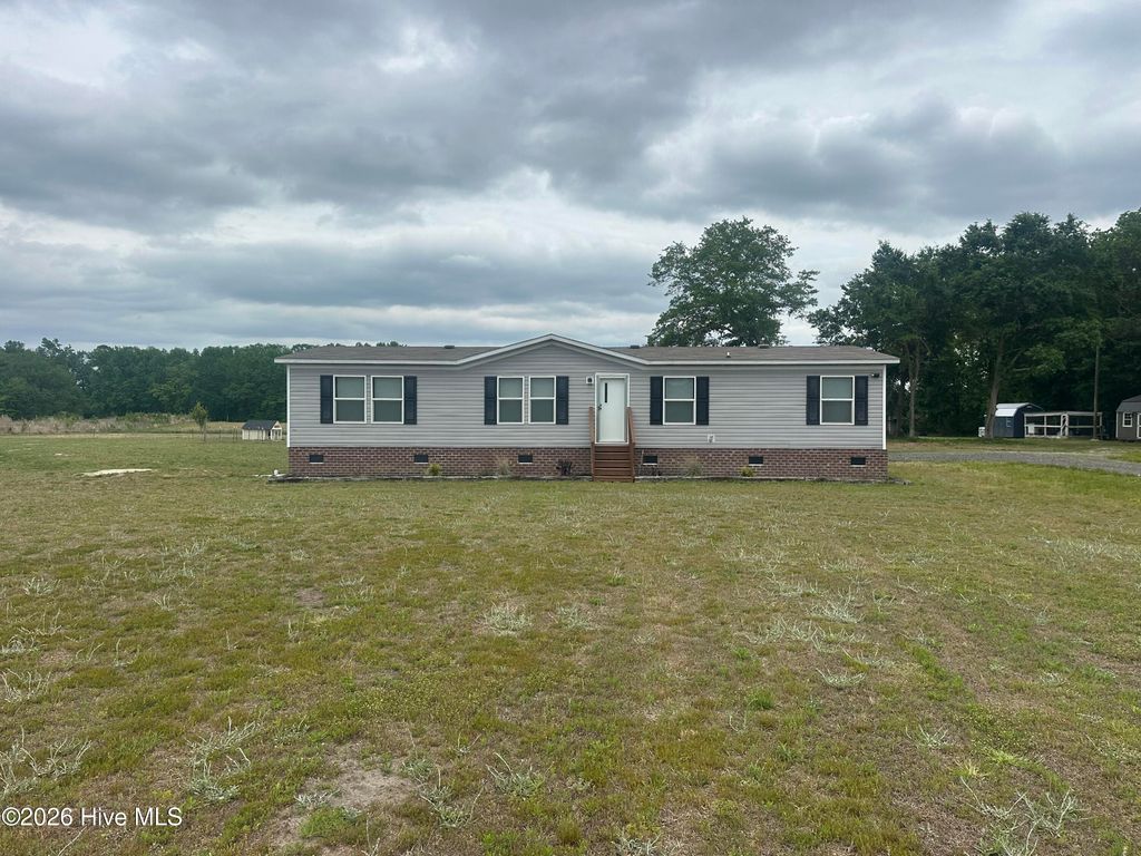 Photo of 2948 Old New Bern Road, Chocowinity, NC 27817 (MLS # 100570466)