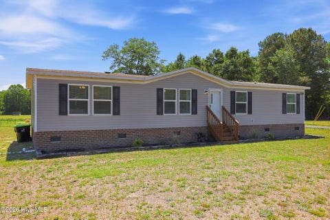 Mobile Home For Sale - 2948 Old New Bern Road<br/> Chocowinity, NC 27817