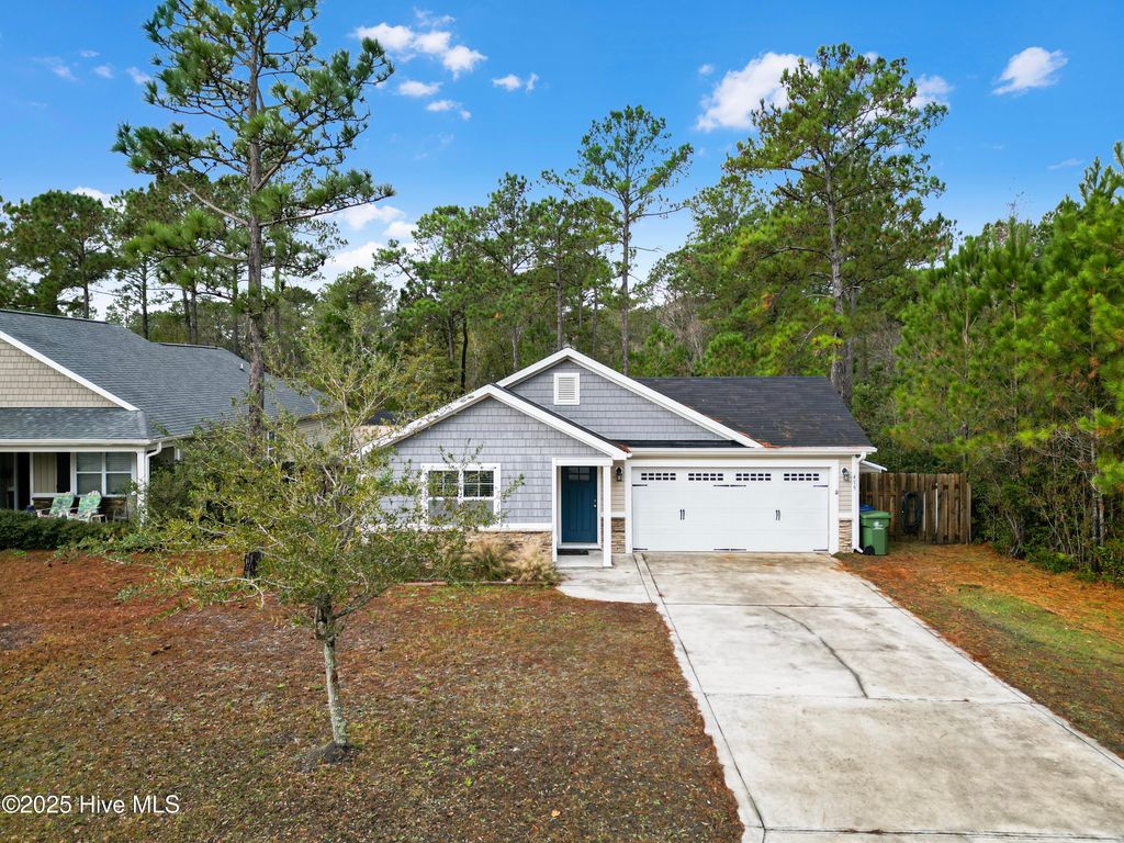 Photo of 415 Ridgeway Drive, Sneads Ferry, NC 28460 (MLS # 100544025)