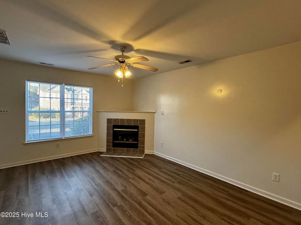 Photo of 204 Meadowbrook Lane, Jacksonville, NC 28546 (MLS # 100544937)