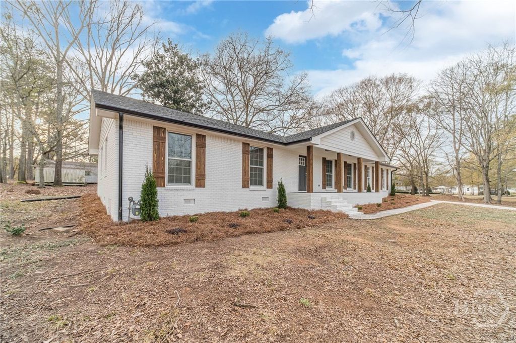 Photo of 2710 Broadnax Mill Road, Loganville, GA 30052 (MLS # CL345738)