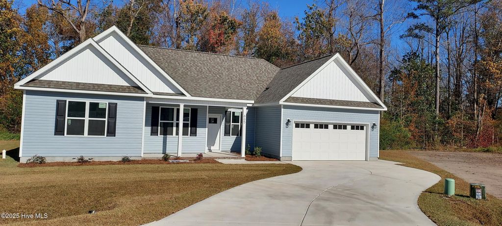 Photo of 665 Bright Harvest Drive, Maysville, NC 28555 (MLS # 100515663)