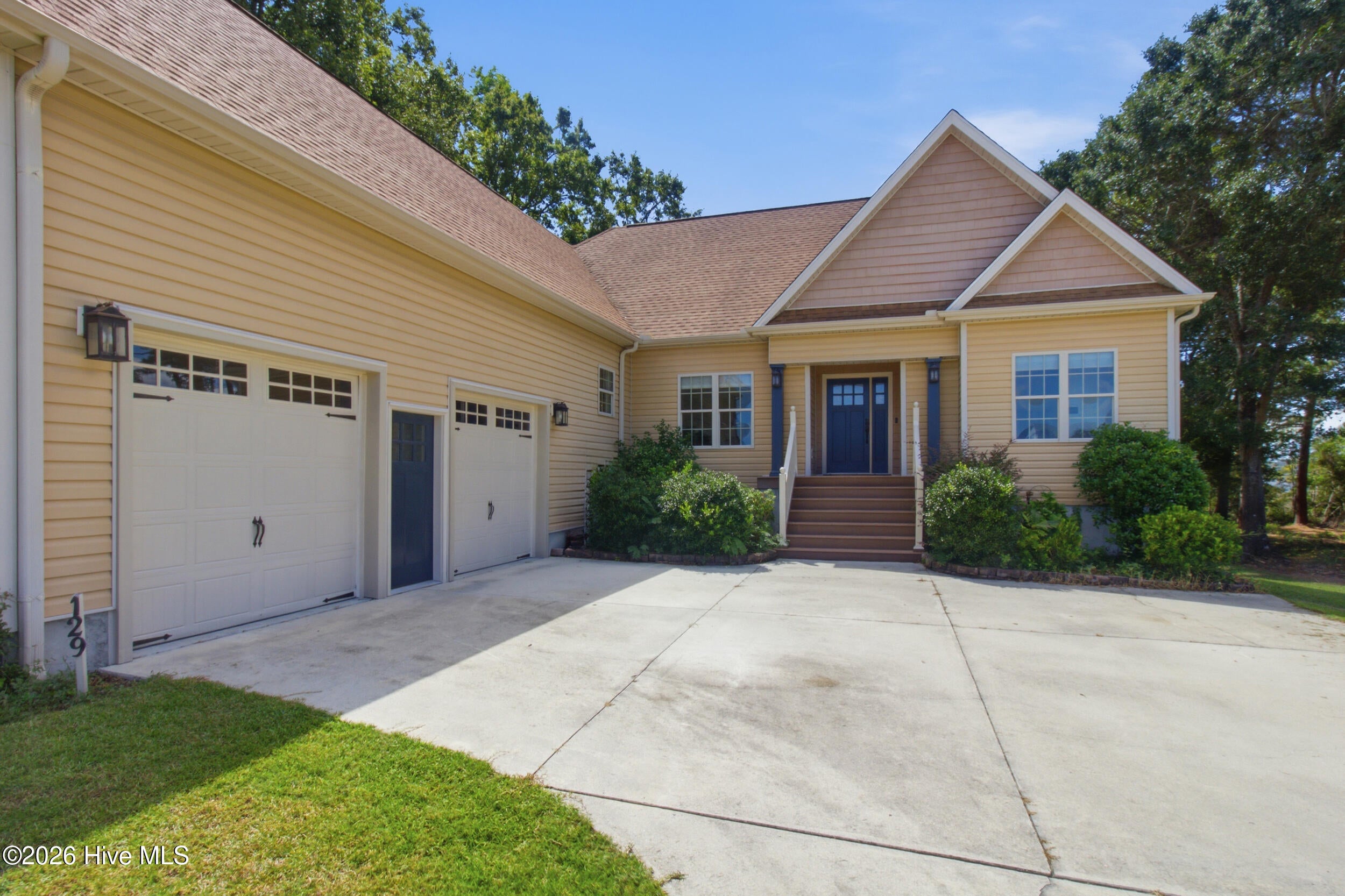 129 Deepwater Drive