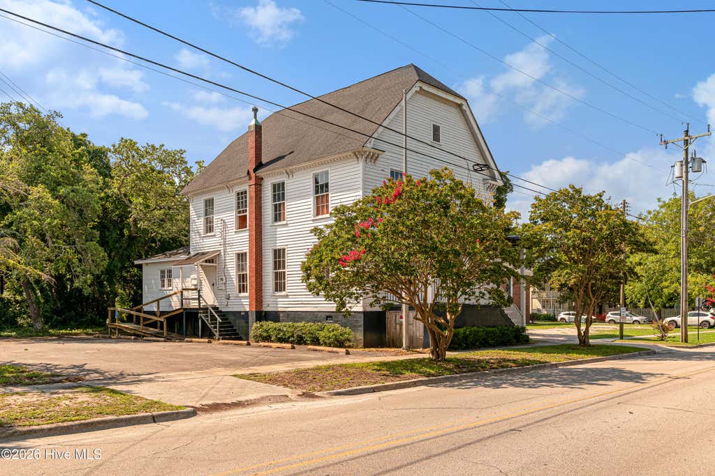 Photo of 204 Turner Street, Beaufort, NC 28516 (MLS # 100594354)