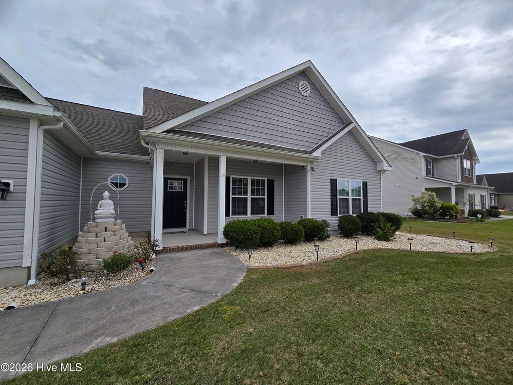 Photo of 412 Moss Springs Drive, Peletier, NC 28584 (MLS # 100549826)