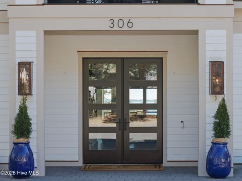 Tiny photo for 306 E Bay Street, Southport, NC 28461 (MLS # 100556008)
