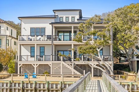 Tiny photo for 306 E Bay Street, Southport, NC 28461 (MLS # 100556008)