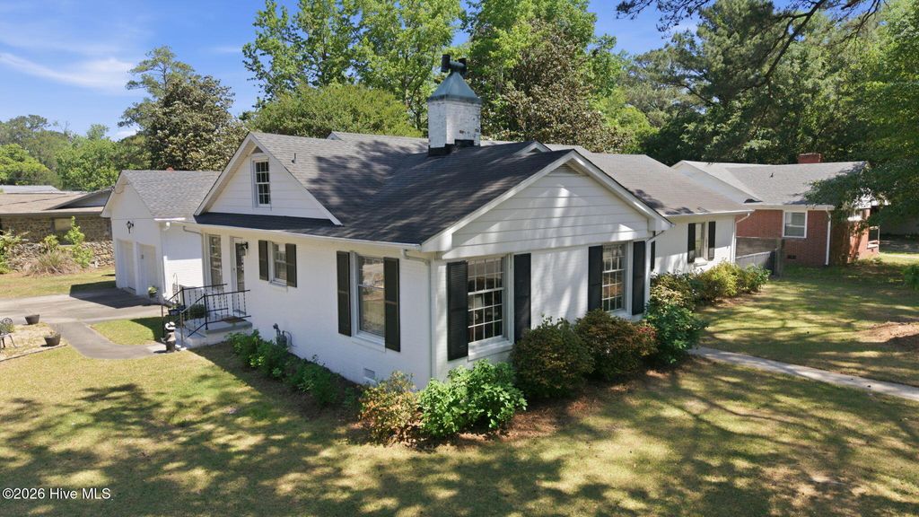Photo of 1223 Stockton Road, Kinston, NC 28504 (MLS # 100570711)