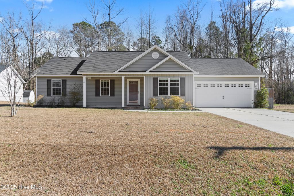 Photo of 320 Reid Court N, Jacksonville, NC 28540 (MLS # 100564218)