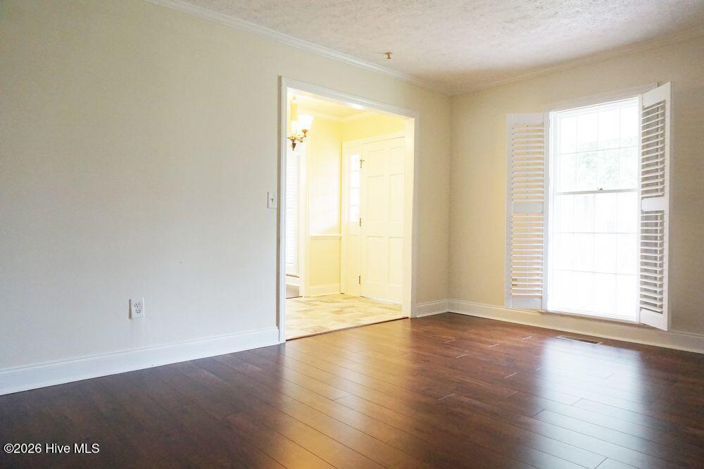 318 Foxhall Court