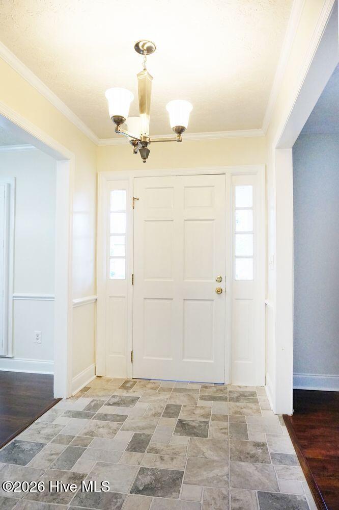 318 Foxhall Court