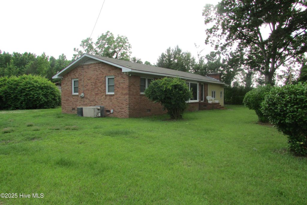 Photo of 291 Community Road, Warsaw, NC 28398 (MLS # 100544913)