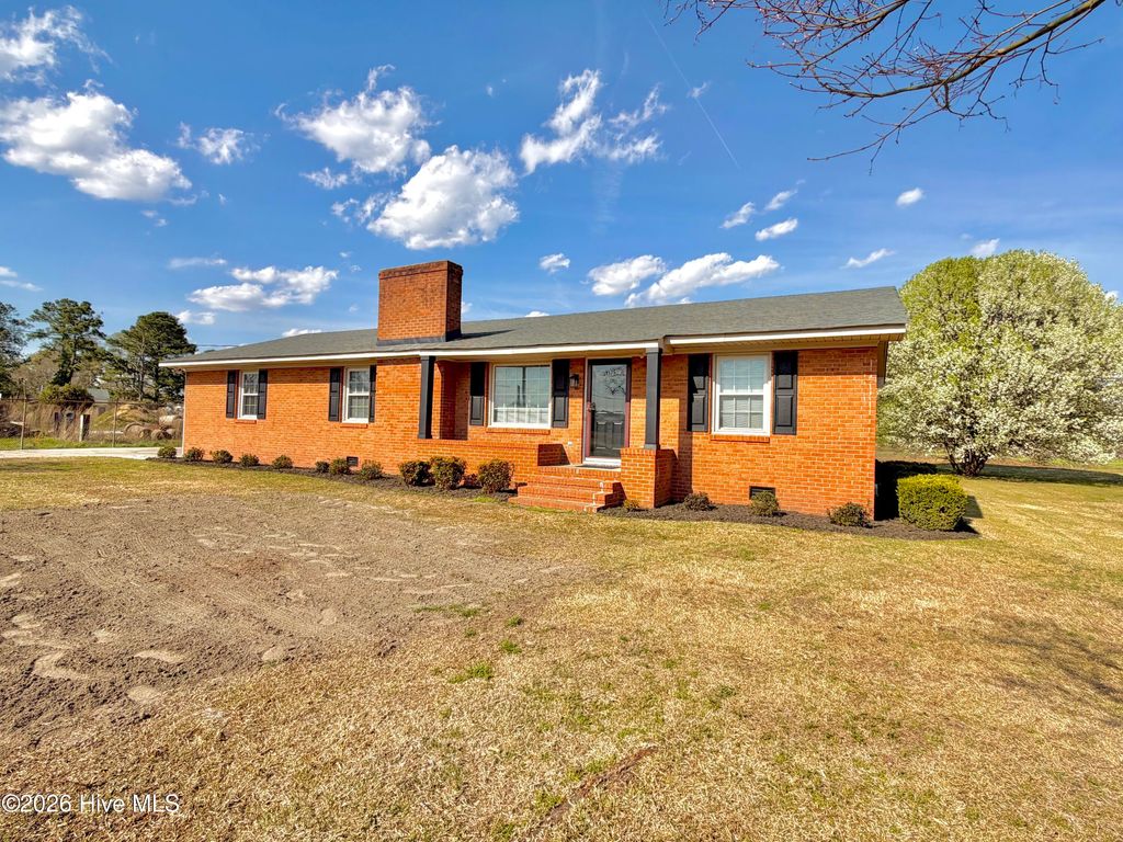 Photo of 216 Collier-Loftin Road, Kinston, NC 28504 (MLS # 100559696)