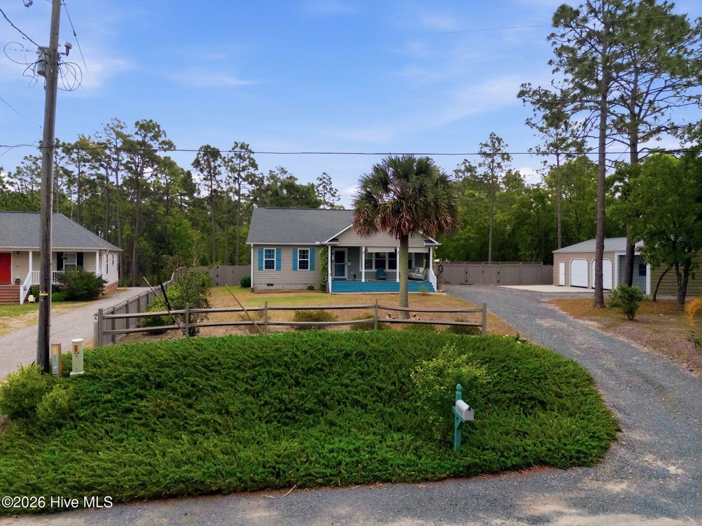 Photo of 930 Palmetto Road, Southport, NC 28461 (MLS # 100571260)
