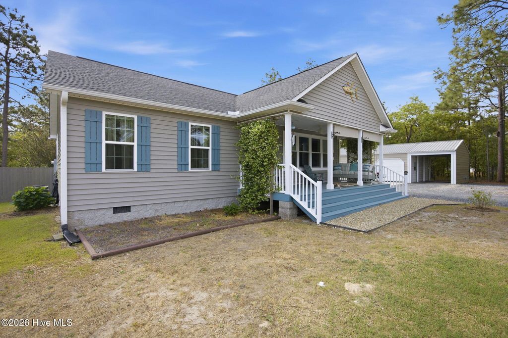 Photo of 930 Palmetto Road, Southport, NC 28461 (MLS # 100571260)