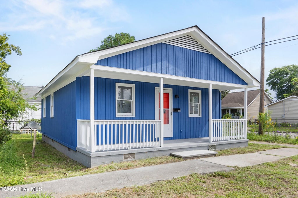 Photo of 521 Swann Street, Wilmington, NC 28401 (MLS # 100595199)