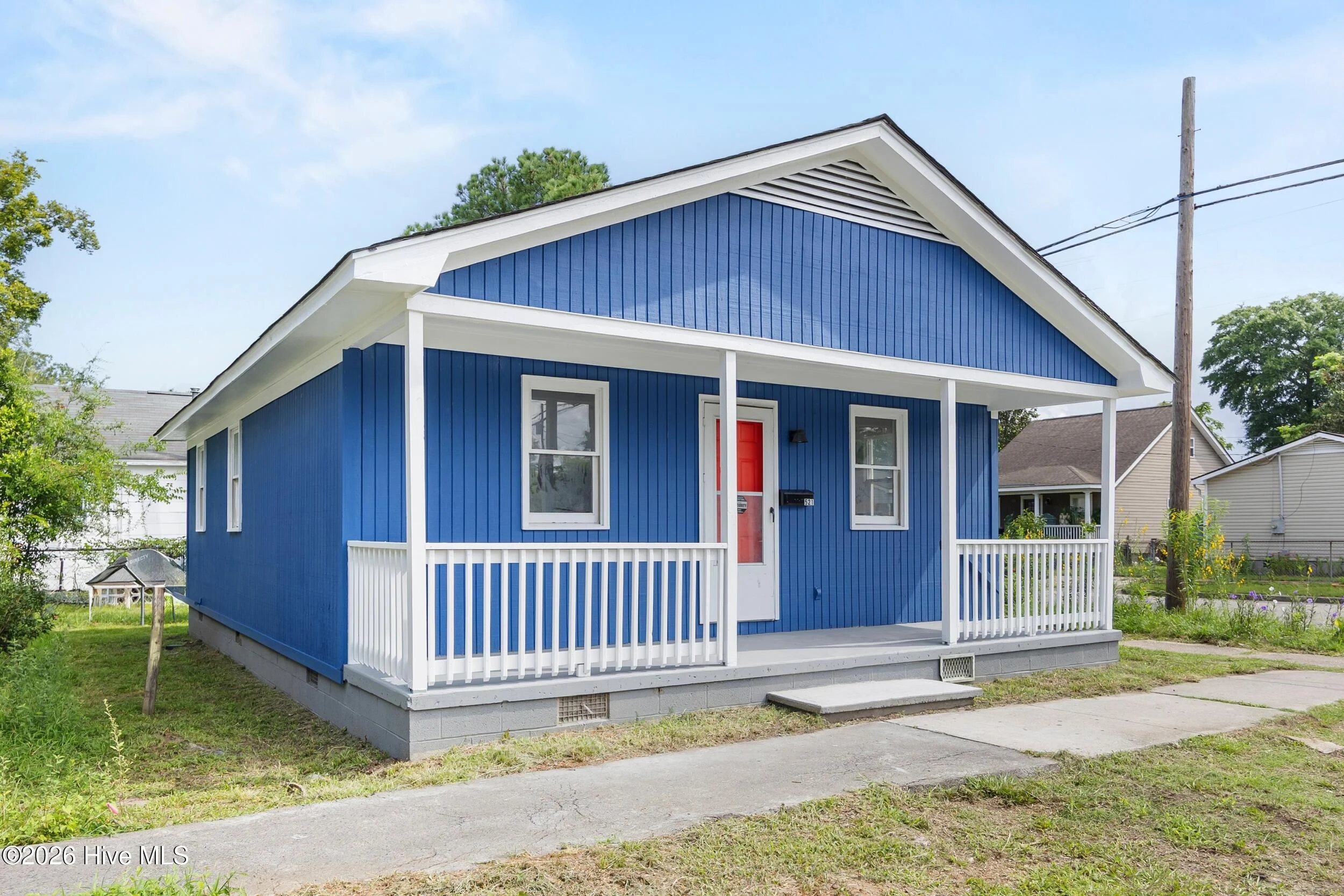 521 Swann Street
