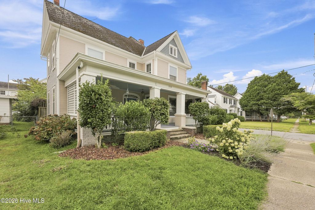 Photo of 813 W Main Street, Elizabeth City, NC 27909 (MLS # 100590463)