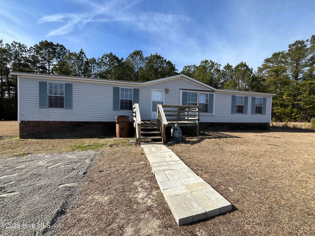 Photo of 179 Aberdeen Lane, Jacksonville, NC 28540 (MLS # 100552039)