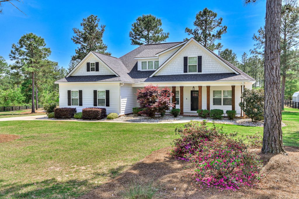 Photo of 1170 Drayton Court, Aiken, SC 29801 (MLS # 554606)