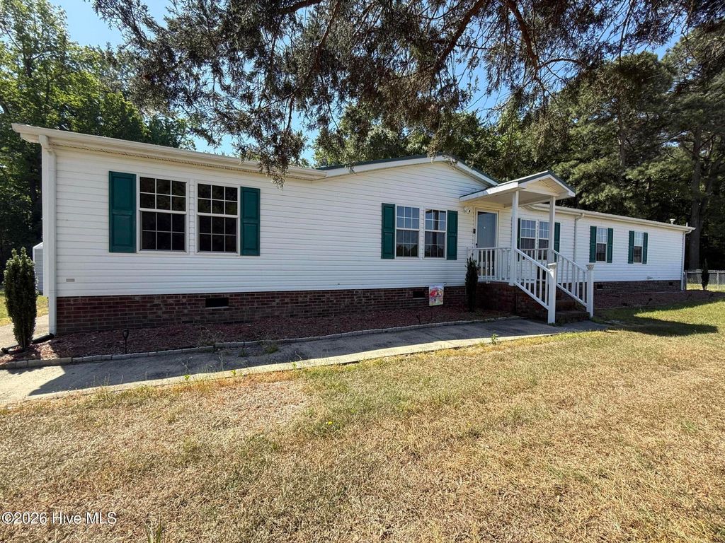 Photo of 4007 S Hwy 13 S, Snow Hill, NC 28580 (MLS # 100569134)