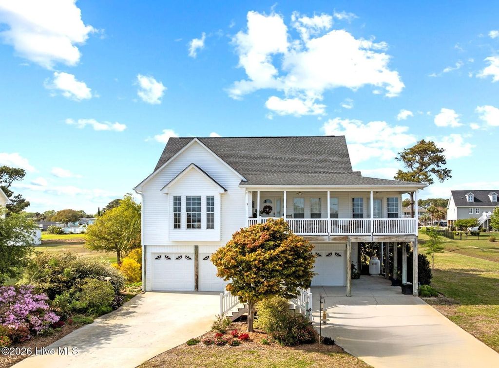 Photo of 160 Live Oak Road, Newport, NC 28570 (MLS # 100567420)