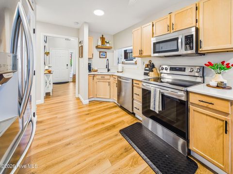 Tiny photo for 404 Kingsworth Lane SE, Belville, NC 28451 (MLS # 100573473)