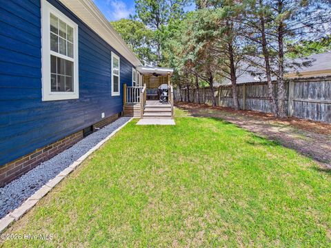 Tiny photo for 404 Kingsworth Lane SE, Belville, NC 28451 (MLS # 100573473)