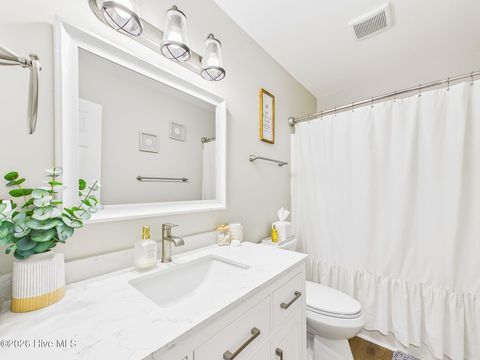 Tiny photo for 404 Kingsworth Lane SE, Belville, NC 28451 (MLS # 100573473)