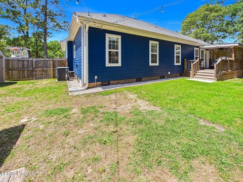 Tiny photo for 404 Kingsworth Lane SE, Belville, NC 28451 (MLS # 100573473)