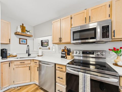 Tiny photo for 404 Kingsworth Lane SE, Belville, NC 28451 (MLS # 100573473)