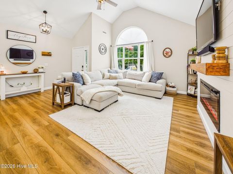 Tiny photo for 404 Kingsworth Lane SE, Belville, NC 28451 (MLS # 100573473)