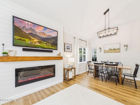 Tiny photo for 404 Kingsworth Lane SE, Belville, NC 28451 (MLS # 100573473)