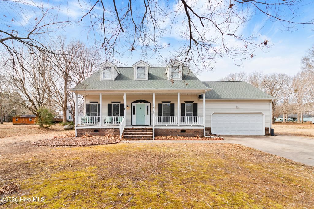 Photo of 1521 Owens Drive, Elizabeth City, NC 27909 (MLS # 100553626)