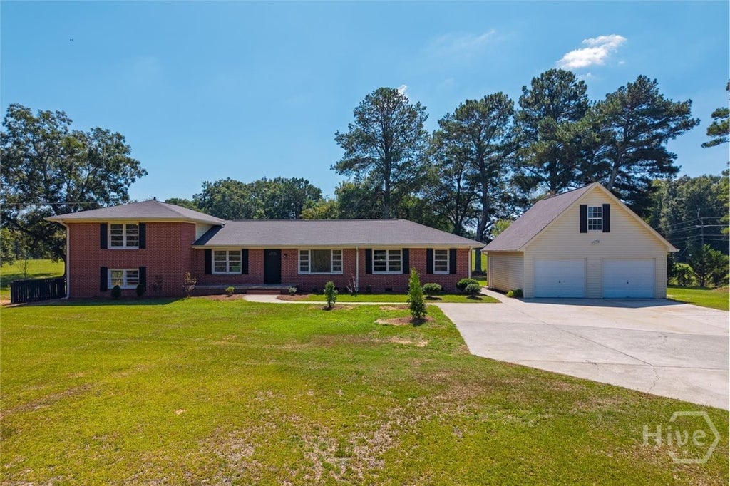Photo of 2631 Whitney Road, Monroe, GA 30655 (MLS # CL365325)