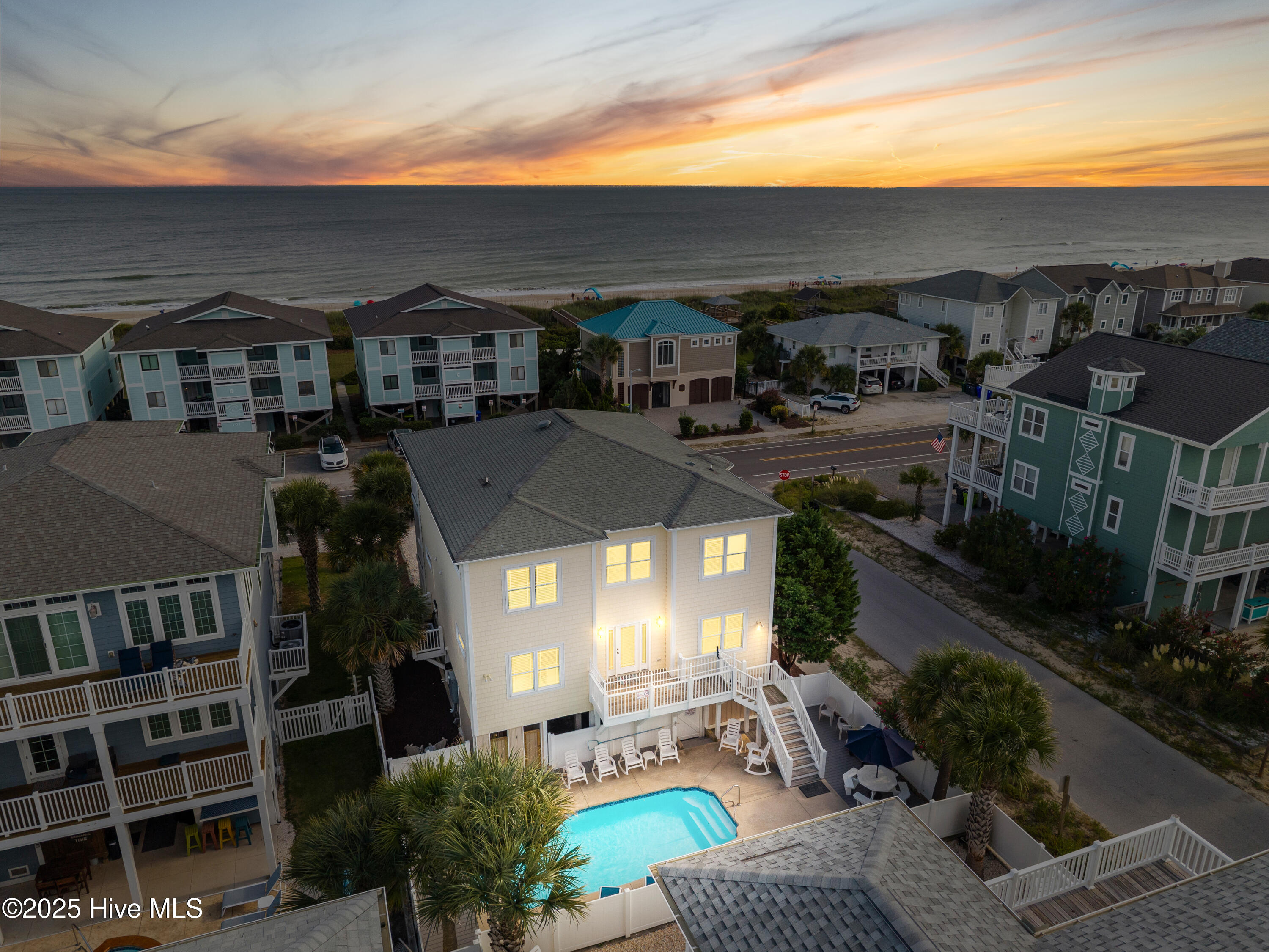 100 W First Street 5