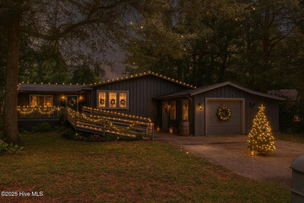 Photo of 532 Medcalf Drive SW, Sunset Beach, NC 28468 (MLS # 100525090)